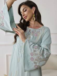 Al Najma 女士优雅花朵刺绣喇叭袖宽松连衣裙，端庄的长袍