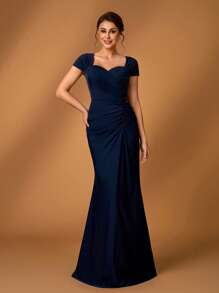 Serin 优雅简约高端深蓝色心形领口褶皱短袖修身鱼尾连衣裙，适合晚宴、单身派对、音乐节、盛会、度假、婚礼、新娘及伴娘等场合。 - 藏蓝色 - 查看 3