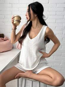 SHEIN EZwear Bộ 2 áo ba lỗ màu trơn cho nữ và quần short, trang phục thời trang mùa hè - trắng - Xem 1