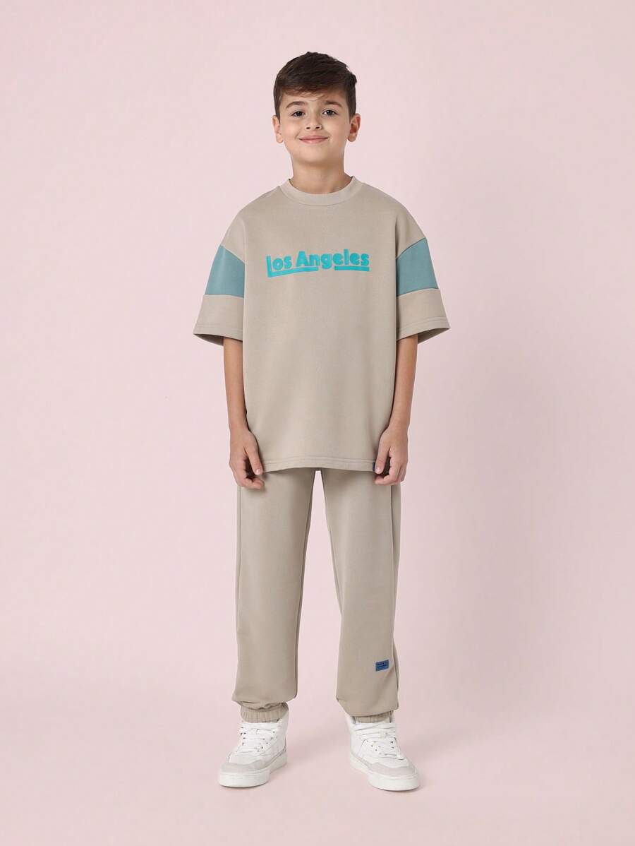 SUMWON Los Angeles Logo Oversized T-Shirt Jogger Set Kinder Koordinaten Urban Streetwear Lässig Zweiteiler Coole Jugend Athletik Training Komfort Kleidung - Khaki - Übersicht 1