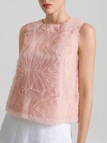 Ontre 2026SS Nueva Blusa sin mangas para mujer, de tela texturizada de color rosa sólido, adecuada para el verano, moda minimalista para la ciudad, el trayecto, las vacaciones, las islas y los festivales de música. Chaleco de mujer de cuello redondo con malla floral, diseño de moda, uso versátil para el día a día - Rosa - Ver 3