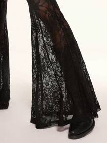 SHEIN BAE 夏季音乐节派对沙滩派对黑色纯色性感蕾丝喇叭裤，适合夏季、锐舞派对、音乐节、西式装扮、波西米亚风、情人节等场合。 - 黑色 - 查看 8