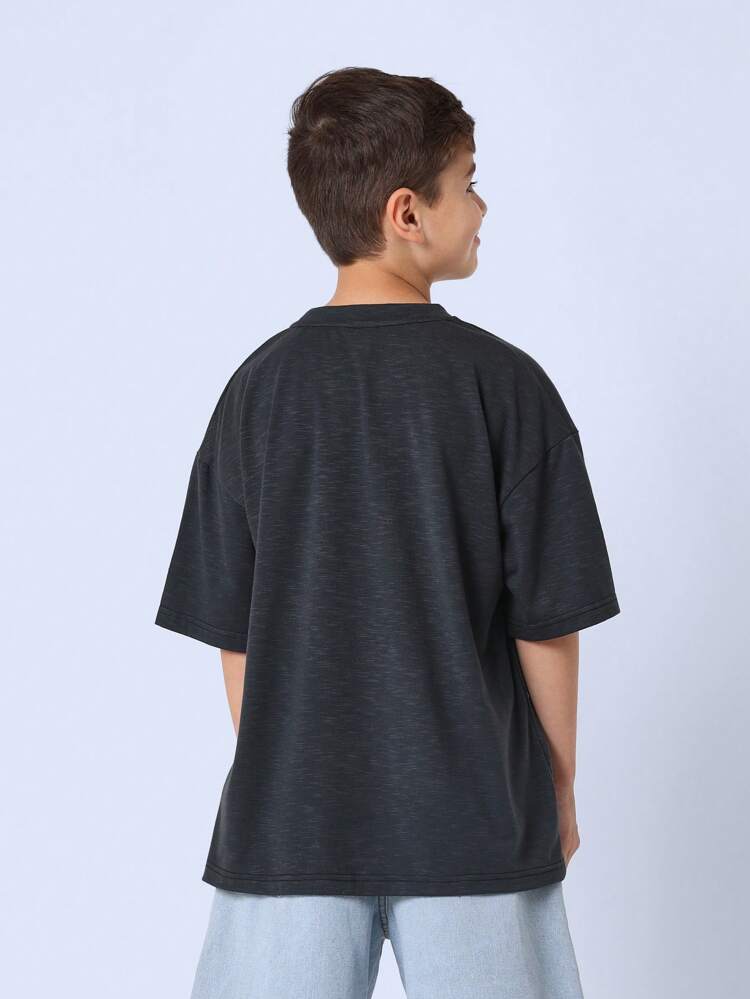 Oversize-T-Shirt mit Streetwear-Schriftzug