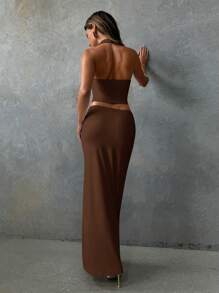 Aloruh 女式纯色低胸垂坠领短款露背上衣和修身鱼尾裙两件套 - 棕色 - 查看 2