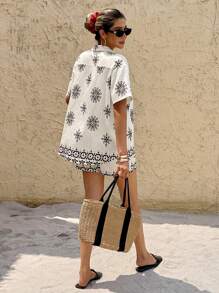 SHEIN Frenchy 2 bộ áo sơ mi tay ngắn họa tiết hoa ngày lễ dành cho nữ và quần short thường ngày - Nhiều màu - Xem 2