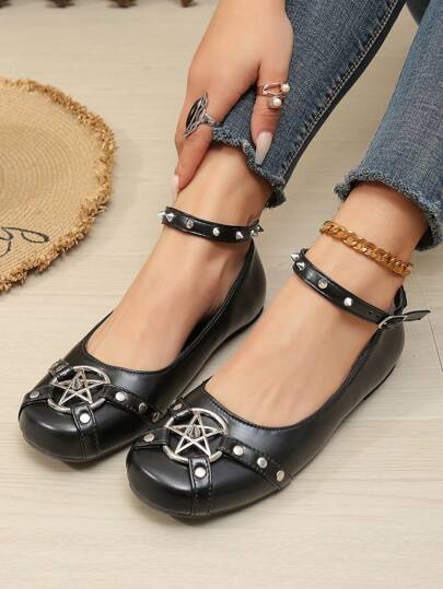 Goth New Arrival Women's Round Toe Casual Flat Shoes With Dark Star & Stud Decoration Fall New Year Holiday Valentines Spring Shoes