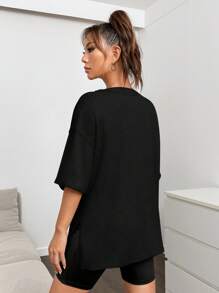 SHEIN EZwear 加大码加大码V领短袖口袋T恤，休闲日常装，大学生，春夏 - 黑色 - 查看 2