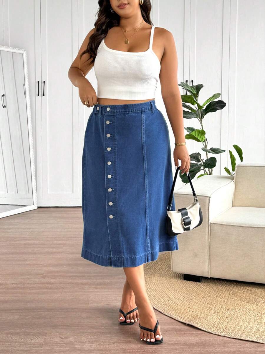 SHEIN Frenchy Plus Size Maxi Denim Skirt With Button-Front Closure And Pockets - Blue - View 1
