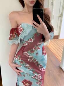 DAZY Vestido de sirena con bajo con volantes, hombros descubiertos, ajustado y calado de encaje, estampado artístico vintage con estampado de flores diminutas en gasa, con chal y volantes