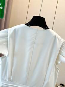 Franclia Elegant V-Neck Cap Sleeve Button Down Pleated Solid Color Blouse, Spring/Summer - Apricot - View 6