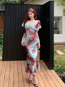 DAZY Vestido de sirena con bajo con volantes, hombros descubiertos, ajustado y calado de encaje, estampado artístico vintage con estampado de flores diminutas en gasa, con chal y volantes