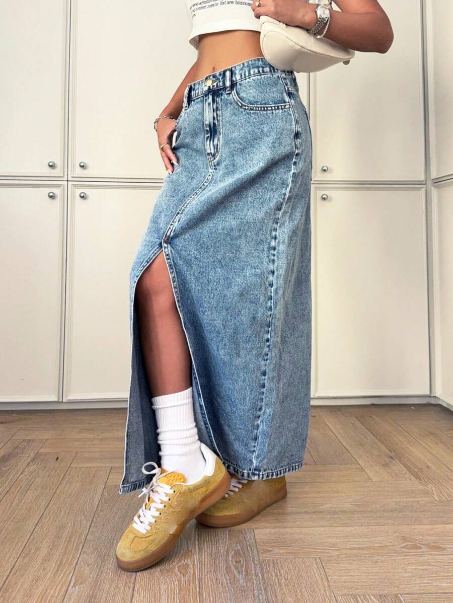 SHEIN 少女Y2K水洗低腰开衩蓝色牛仔长裙，适合夏季早午餐、毕业典礼、度假、波西米亚休闲乡村音乐会/锐舞派对等场合。 - 淺色水洗藍 - 查看 1