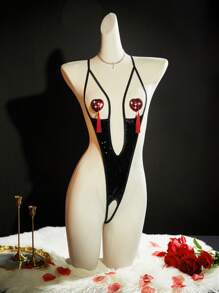 SpicyHot Conjunto de 3 piezas con body PU con aberturas y pezones con flecos