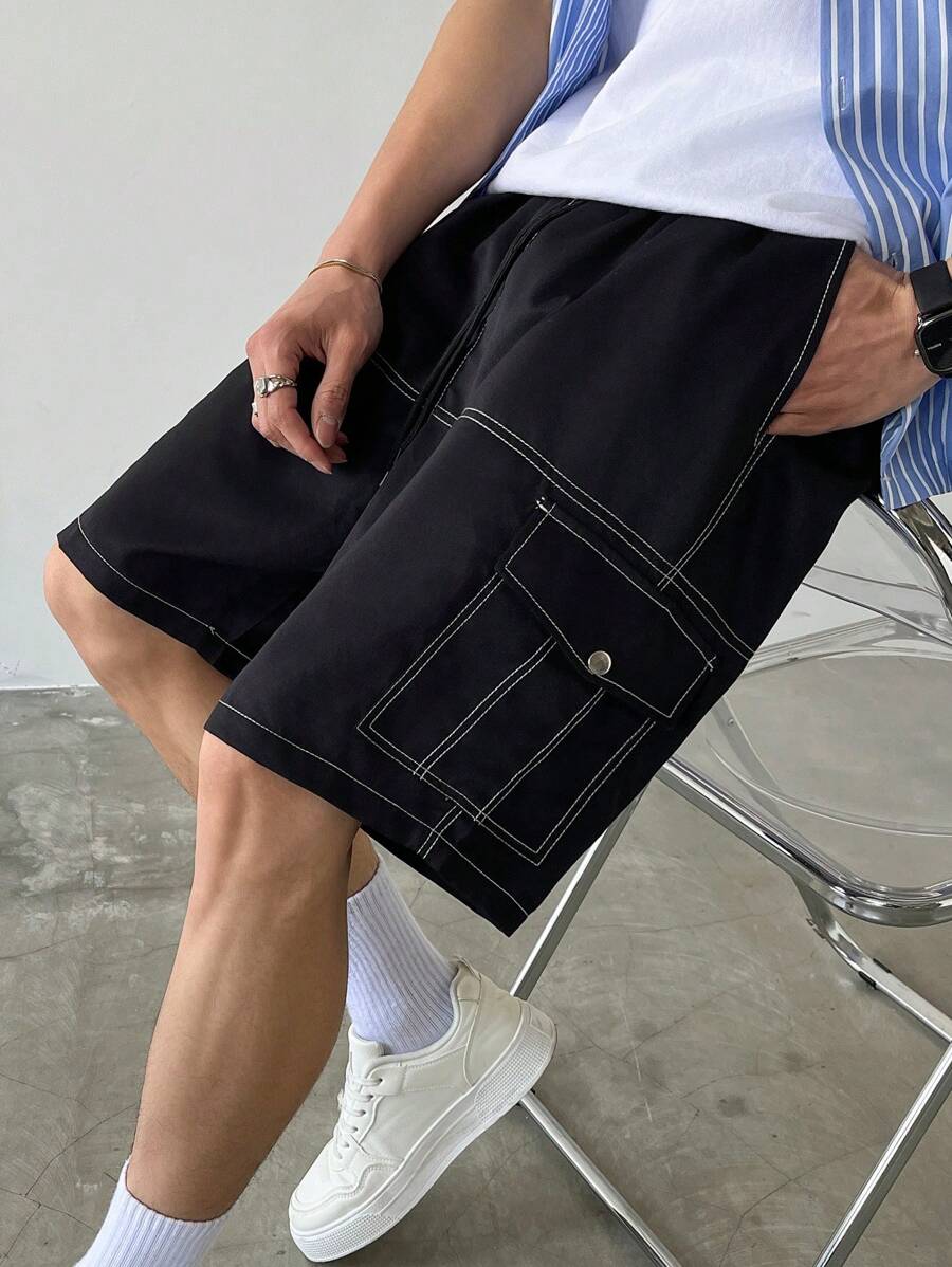 Claim Dot Men's Black Woven Fabric Cargo Shorts With Contrast Stitching And Zipper Detail - Black - View 1