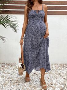 SHEIN Maternity Casual Tiny Ditsy Floral Cami Dress For Vacation