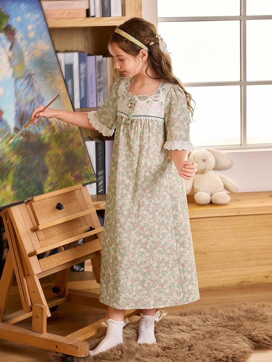 SHEIN 少女碎花撞色荷叶边拼接方领宫廷风长款睡袍 - 彩色 - 查看 1