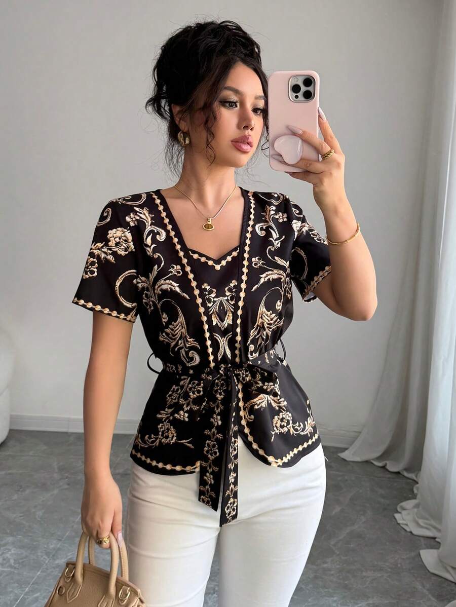 Chiquease Women's Vintage Office Wear Blouse, Autumn - Black - View 1