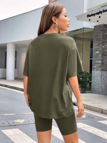 SHEIN EZwear Damska koszulka z dzianiny z odkrytymi ramionami i szortami, swobodny strój, lato