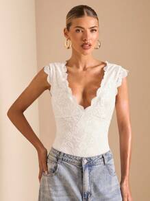 SHEIN BAE 女士蕾丝深 V 领露背性感可爱度假百搭白色紧身衣