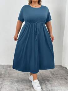 SHEIN CURVE+ 大码女式夏季时尚休闲黑色系带下摆（有口袋）长款宽松短袖连衣裙 - 霧霾藍 - 查看 4