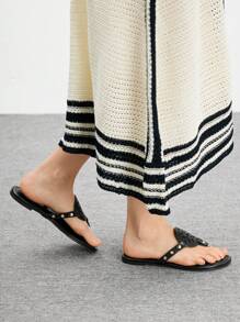 CUCCOO BIZCHIC Women's Black Flat Angled Comfortable Slide Sandals - Black - View 4