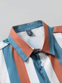 Manfinity Hypemode Set casual estivo da uomo con camicia a righe e pantaloncini