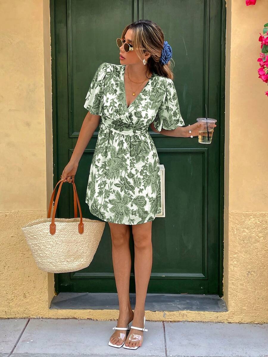 Pariaura Women's Casual Vacation Ditsy Floral Shirred Ruffle Trim Midi Dress, Spring/Summer