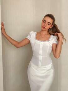 Glamine Blusa elegante da donna con scollo quadrato, orlo in pizzo, chiusura con bottoni, vestibilità slim, per uso quotidiano, adatta per primavera/estate