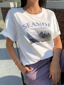 DAZY Camiseta oversize con gráfico de paisaje y eslogan, cuello caído