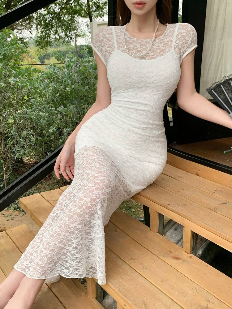 Women's Elegant Contrast Lace Fish Tail Hem Long Dress Maxi Dress