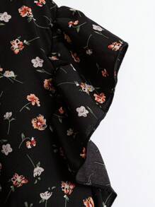 Linhara 女式大码 V 领盖袖碎花衬衫 + 纯色系腰阔腿裤 2 件套 - 黑色 - 查看 5