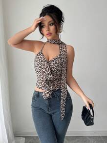 Elenzga Top de cuello halter sin espalda con volantes y parches con estampado de leopardo - Multicolor - Ver 3