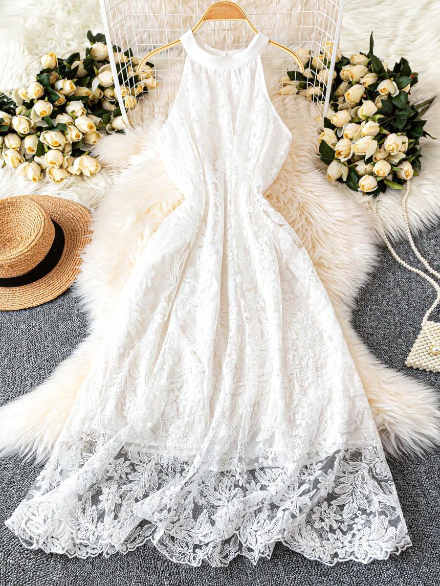 SHEIN LUNE Vestido de talla grande para mujer con cuello halter sin mangas, con recorte de encaje y malla, para vacaciones y playa
