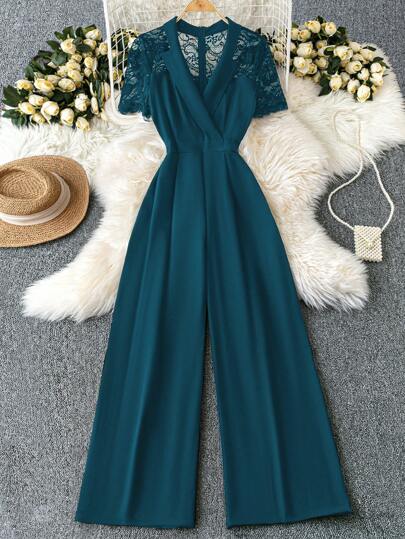 SHEIN Clasi جمبسوت قصيرة الأكمام مع تباين الدانتيل، بسيطة للتنقل للنساء