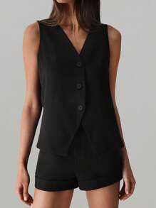 Flirla 休闲简约无袖夹克，下摆开叉和正面纽扣细节，中腰卷边短裤套装 - 黑色 - 查看 6