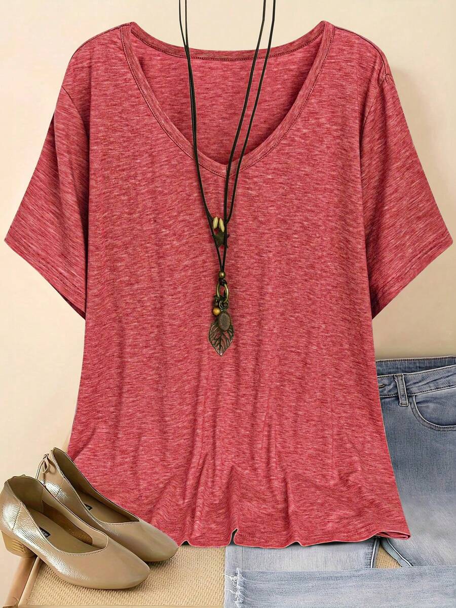 Plus Size Women V-Neck Short Sleeve Casual Loose Versatile T-Shirt - Red - View 1