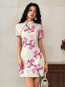 EastFlair Women's Button Decor Floral Print Short Sleeve Mini Dress, Elegant  Women Birthday Outfit Chinese Style Patterns Cheongsam Collar