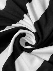 SHEIN LUNE Vestido casual de talla grande para mujer con estampado de rayas y escote en V, adecuado para atuendos de verano, vacaciones y ropa de verano para mujeres, ropa de verano europea