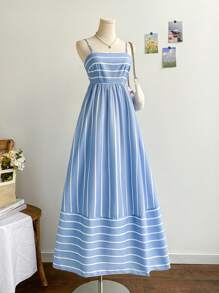 Soleia Váy sọc xòe nơ hở lưng dây mảnh đi biển cho kỳ nghỉ mùa hè - Xanh và trắng - Xem 5