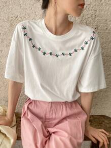 FRIFUL Floral Embroidery Drop Shoulder Tee - White - View 8
