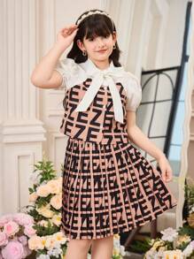 SHEIN 2件套青少年女孩字母印花单排扣泡泡袖上衣和百褶中裙套装 - 卡其色 - 查看 6