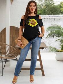 EMERY ROSE Femmes grande taille T-shirt décontracté à manches courtes avec imprimé tournesol et papillon, épaules dénudées. Style campagne chic pour les vacances. Simple et pour le port quotidien. Hauts d'été pour femmes, tenue de bureau pour les vacances, festival boho, sortie simple et - Noir - Voir 3