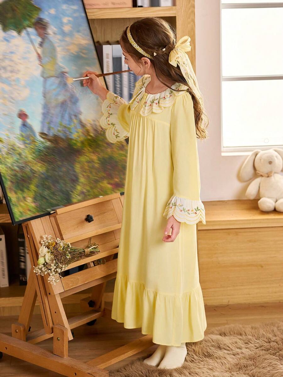 SHEIN 刺绣蕾丝领浪漫荷叶边拼接宽松长袖女童睡袍 - 黃色 - 查看 1