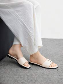 CUCCOO BIZCHIC Square-Toe Comfortable Minimalist Women Square Toe Flat Sandals - White - View 3