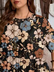 EMERY ROSE 加大码褶皱公主度假风格休闲简约日常百搭彩色清新碎花短袖连衣裙，适合春夏季 - 彩色 - 查看 5
