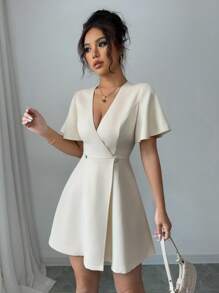 Rafferiza 杏色荷叶边蝴蝶结短袖交叉前短款女式连衣裙 - 杏色 - 查看 6