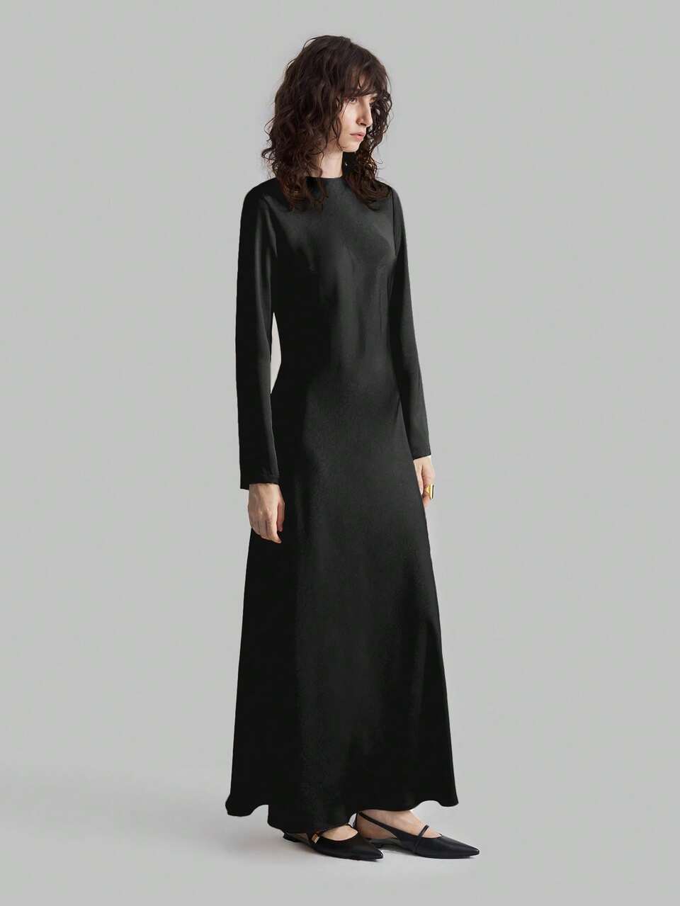 Stockholm Style, Women's Teacher Outfit, Autumn Women's Wear, 2025 Spring New Women's Dress, Round Neck Long Sleeve Pleated Casual Slim Fit Dress, Elegant Basic Business Casual Women's Clothing, Women's Office Attire, Vintage Elegant Women's Outfit