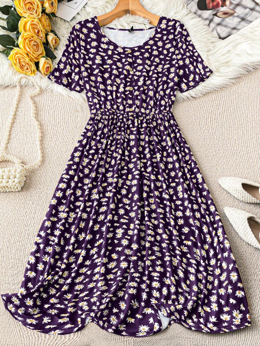 SHEIN LUNE 大码短袖 A 字连衣裙，带雏菊纽扣装饰，清新可爱的风格 女士夏季服装 圣帕特里克节服装 复活节夏季服装 女士春季服装 海滩圣帕特里克节服装 女士复活节休闲套装 女士夏季度假服装 复活节狂欢服装 节日波西米亚风女装 女士乡村服装 女士乡村音乐会服装 女士春季服装 女士夏季服装 女士西部服装