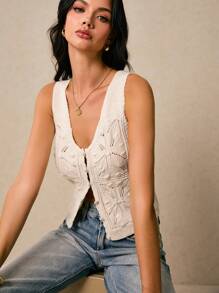 Poéselle Chic Chunky Knit Crop Top - Perfect For Effortless Summer Style,Summer Knit Tops,  Crop Tops, Women's Casual Wear, Boho Knitwear, Stylish Summer Outfits - Apricot - View 4