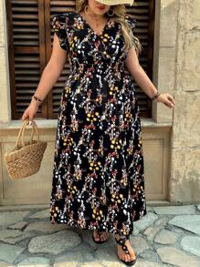 SHEIN VCAY 大码女式波西米亚长裙：黑色碎花图案，V 领，短袖，层叠下摆，打造飘逸廓形